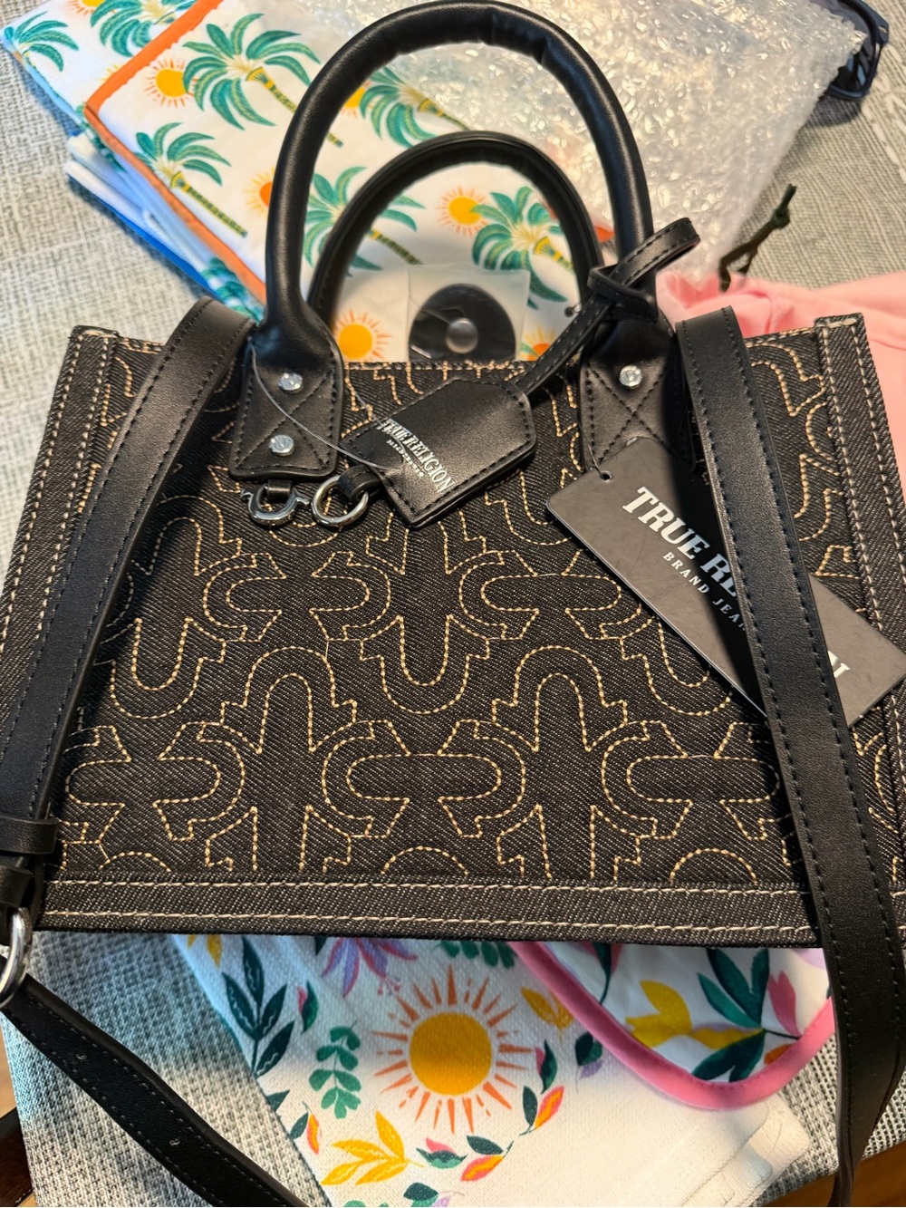 True Religion Black denim Tote with Contrast Stitch Pattern - Picture 4 of 12